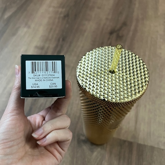 Starbucks Holiday Gold Metallic Venti Cup & Ornament Keychain Limited Edition - Picture 6 of 8